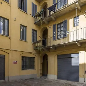 Stunning In The Design District Milan